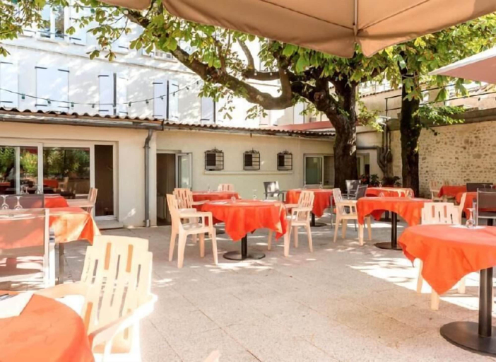 Food & Drinks 5, La Boule d'Or, Charente