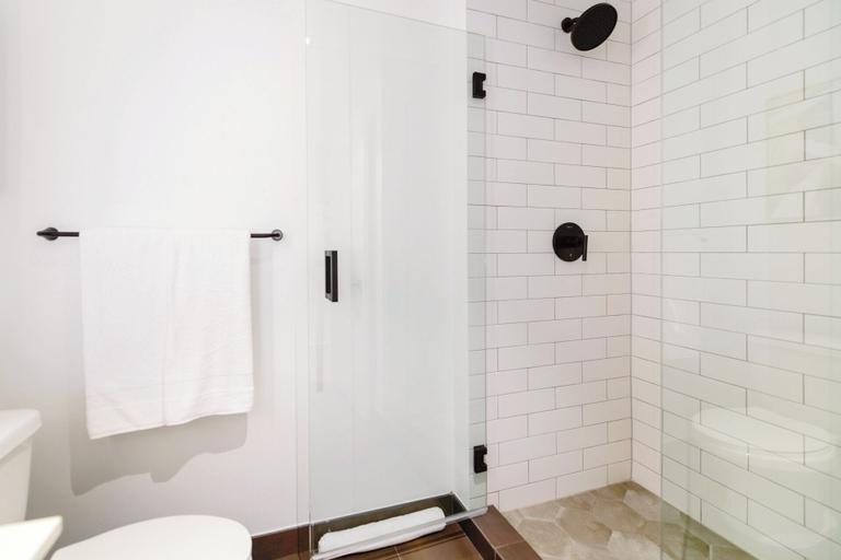 Bathroom 5, Incredible top floor studio with view, Miami-Dade