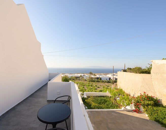 Others 5, Thoe Oia Suites, South Aegean