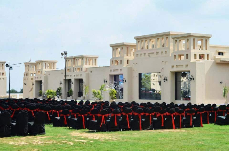 Exterior & Views, Casa Paradise Resort, Vadodara