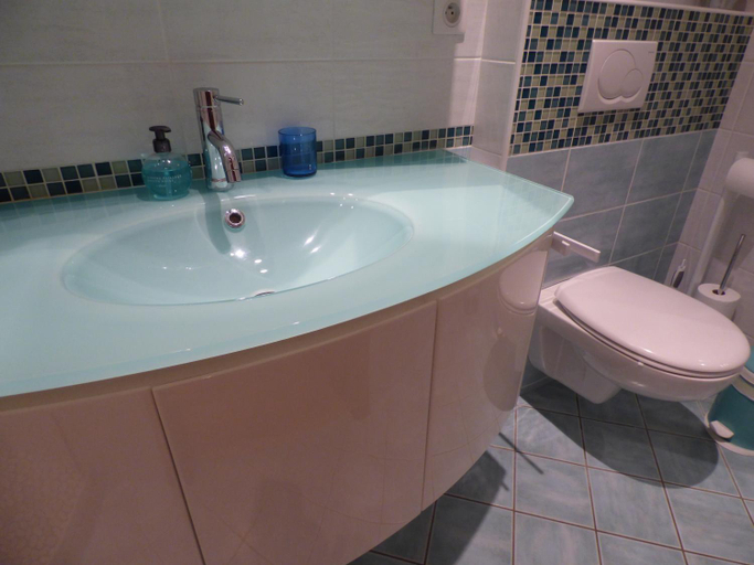 Bathroom 3, Suite EUGENIE piscine MAISON BLANCHE TULLE, Corrèze