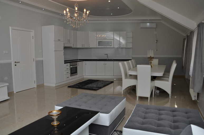 Others 3, Apartments Royal Menex, Požarevac