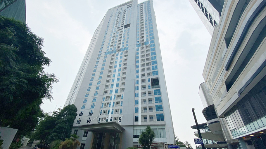 Exterior & Views 2, Modern and Comfy Studio at Grand Sungkono Lagoon Apartment By Travelio, Surabaya