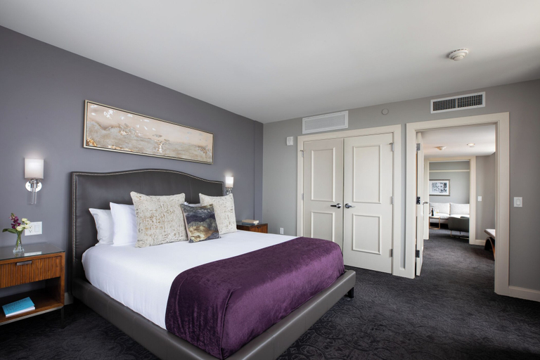 Bedroom 3, Ambassador Hotel Wichita, Autograph Collection, Sedgwick