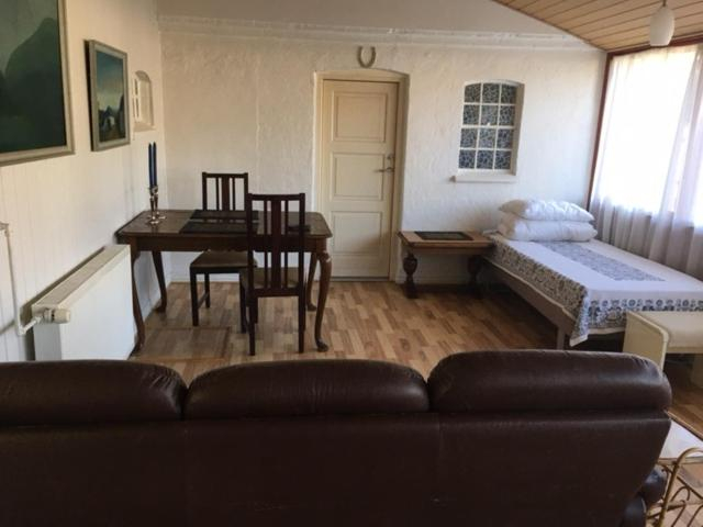 Others 5, Motel Villa Søndervang twin room, Middelfart