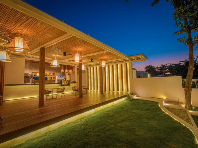 Exterior & Views 2, White Whale Beachfront Pool Villa, Ko Samui