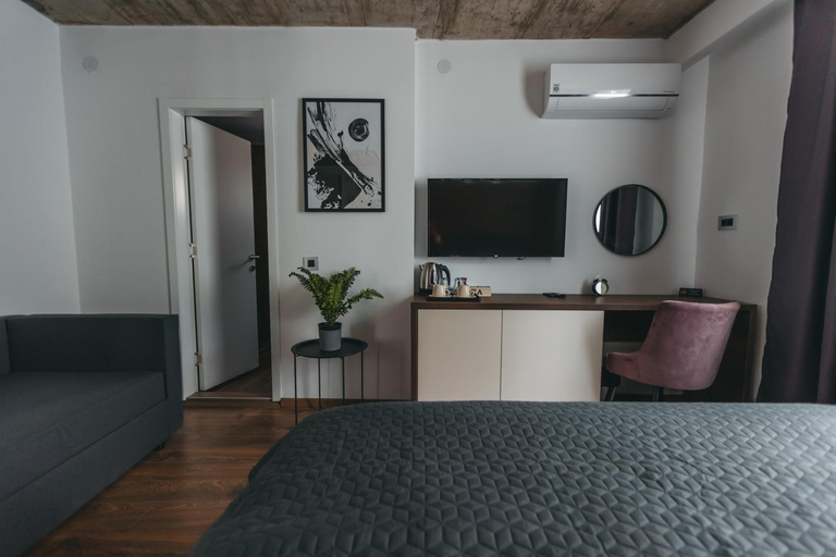 Others 5, City Centar House, Niš