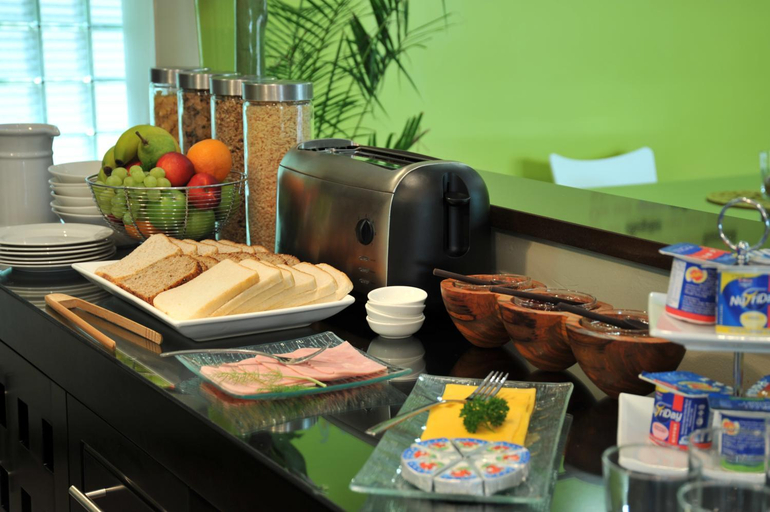 Food & Drinks 5, Glendower View Guest House, Ekurhuleni