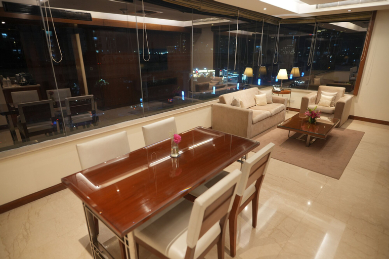 Restaurant 6