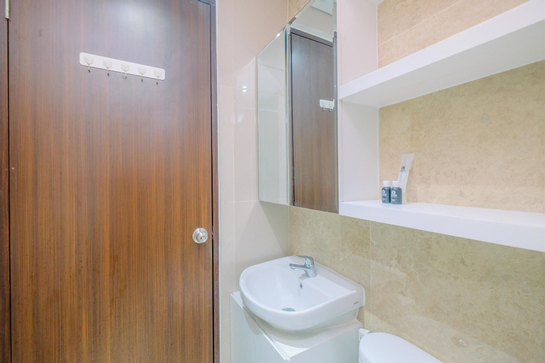 Bathroom 19