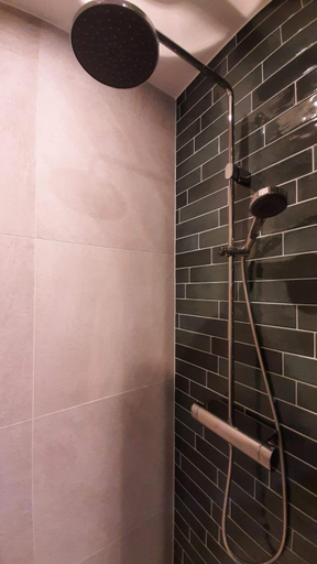 Bathroom 2, Gastenverblijf Nummer 1 Sommelsdijk, Middelharnis