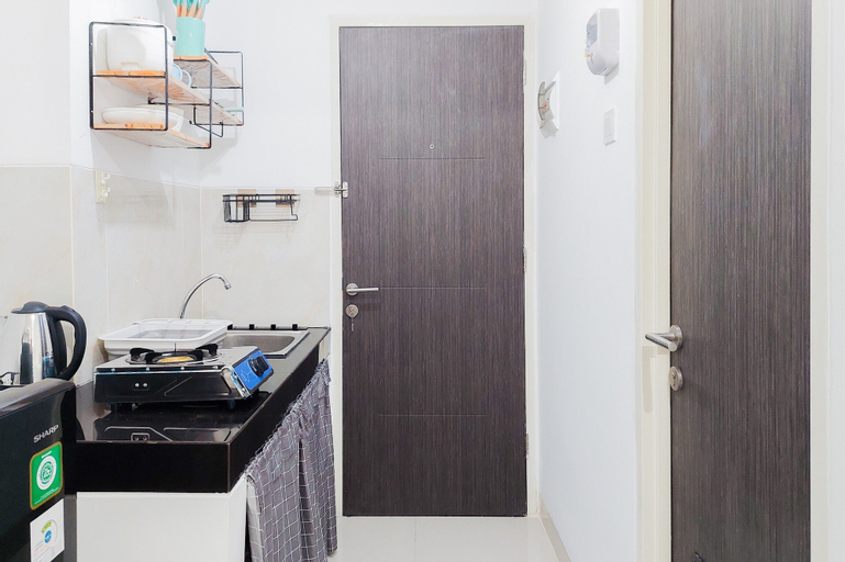 Others 5, Restful and Comfortable Studio Serpong Garden Apartment By Travelio, Tangerang