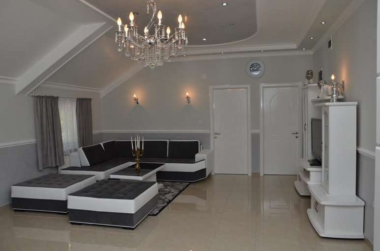 Others 4, Apartments Royal Menex, Požarevac