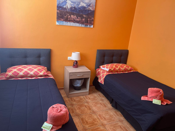 Bedroom 2, Hostal Sairi, El Loa