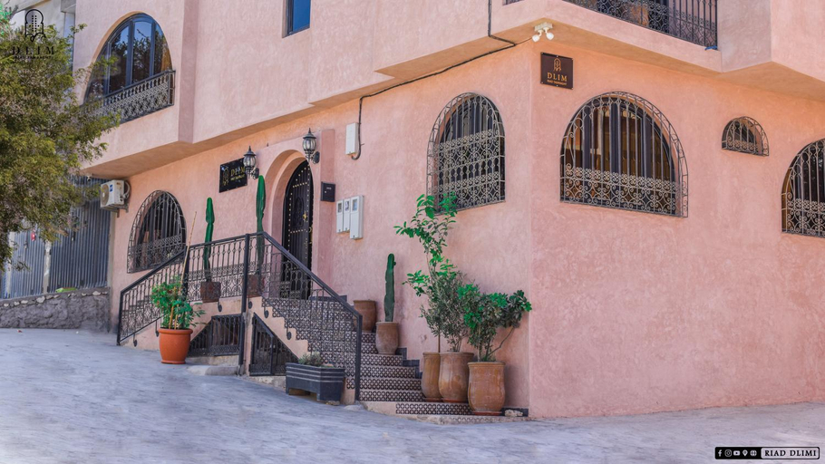 Others 4, Riad Dlim, Agadir-Ida ou Tanane