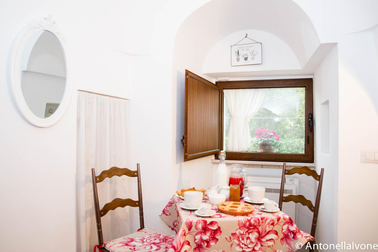 Others 5, B&B Giardino Segreto, Bari