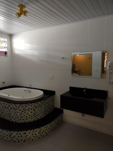 Others 3, Motel Paradise (Adults only), São José dos Campos