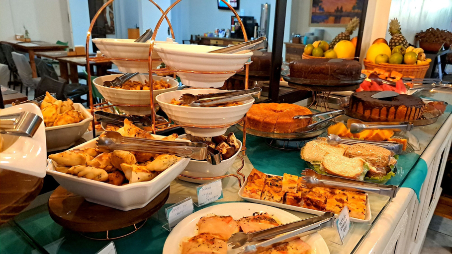 Food & Drinks 4, Hotel LF, General Manuel Belgrano