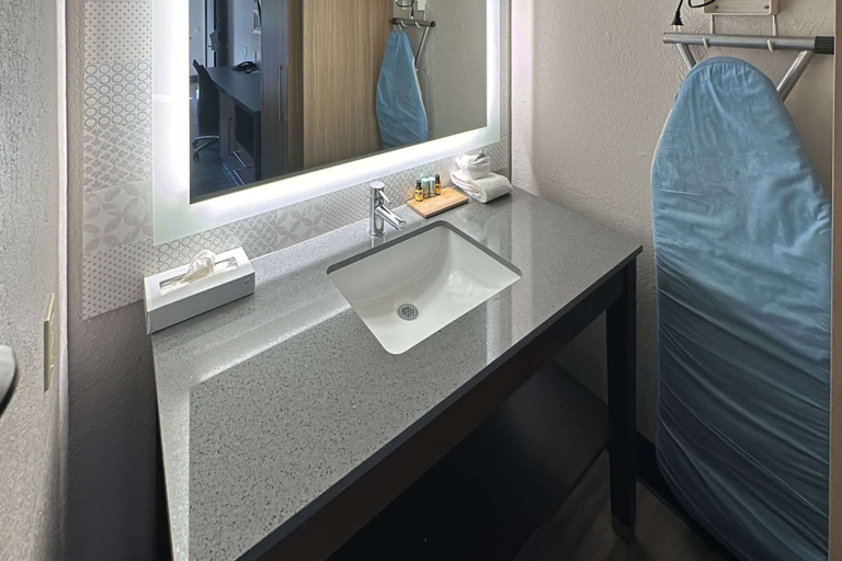 Bathroom 4, Country Inn & Suites by Radisson, Monterey Beachfront-Marina, CA, Monterey
