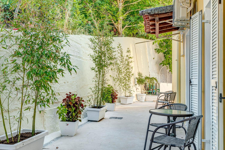 3, Old Well Apartments, Ionian Islands