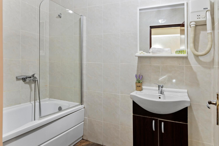Bathroom 3, Hotel Charter Otopeni, Otopeni