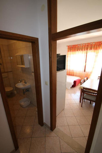 Others 5, Villa Stipe, Omiš