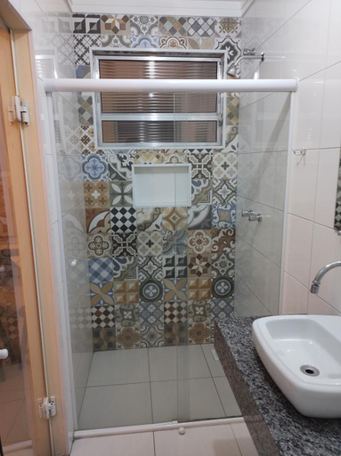 Others 5, Motel Paradise (Adults only), São José dos Campos