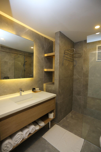 Bathroom 3, Yalinn Boutique Hotel, Bodrum