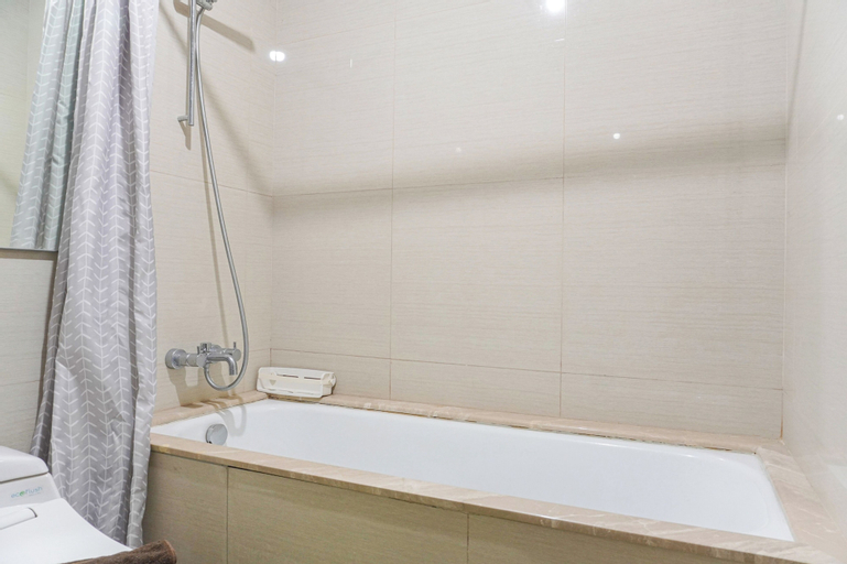 Bathroom 23