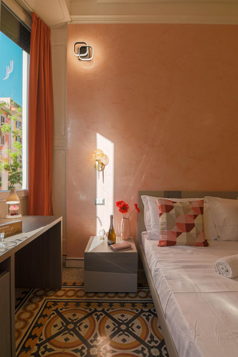 Others 5, Erreggi Luxury Rooms, Rome