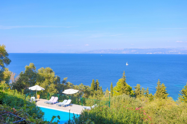 Room 4, Antigoni Villa Dio in Longos, Ionian Islands