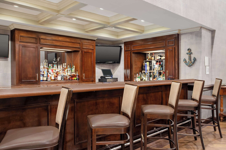 Food & Drinks 5, Homewood Suites by Hilton Davidson, Mecklenburg