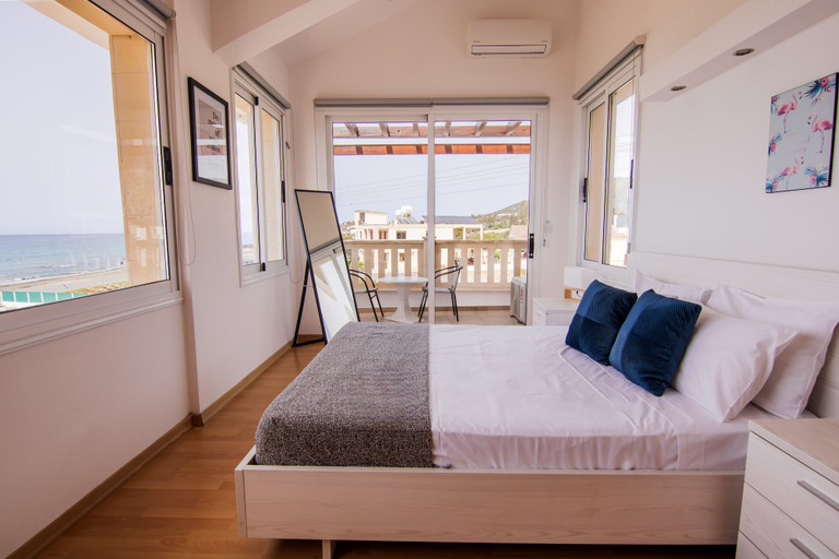 Bedroom 4, Phaedrus Living Beachfront Villa Mare