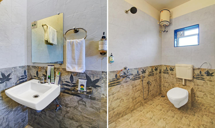 Bathroom 4, La Paradise Resort And Spa, Satara