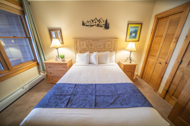 Bedroom 2, Buffalo Lodge #8336, Summit