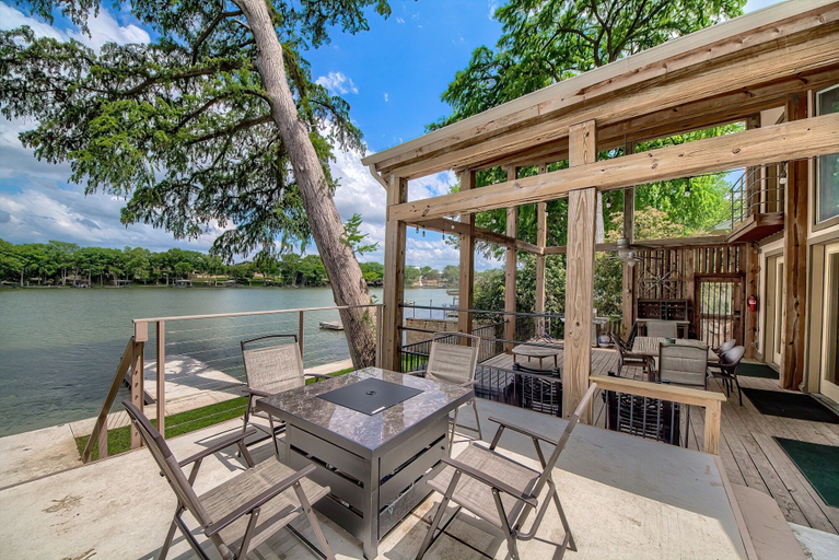 Outdoor dining 5, Ld 247 Waters Edge At Lake Dunlap 4 Bedroom Home by RedAwning, Guadalupe