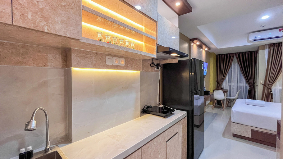 Bedroom 2, Modern Studio Room Apartment At Tamansari Skylounge Makassar, Makassar