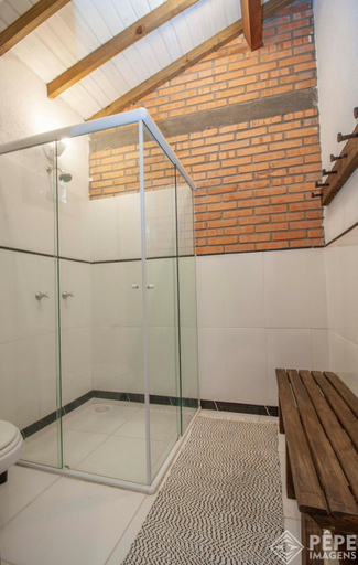 Bathroom 4, Vieja Hacienda, Imbituba