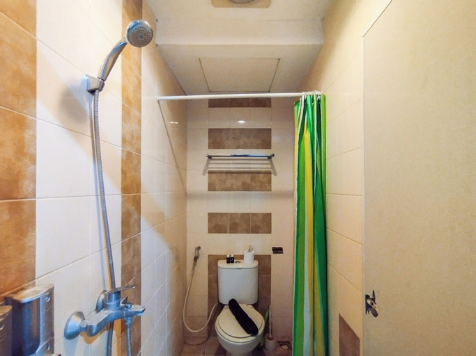 Bathroom 9