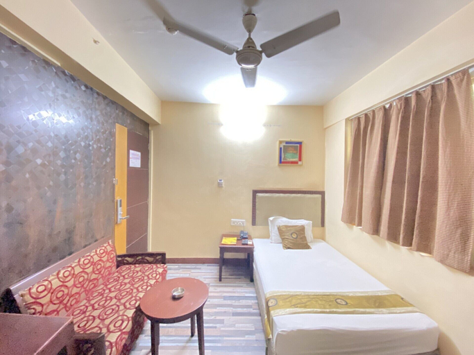 Bedroom 3, Astoria Hotel, Kolkata