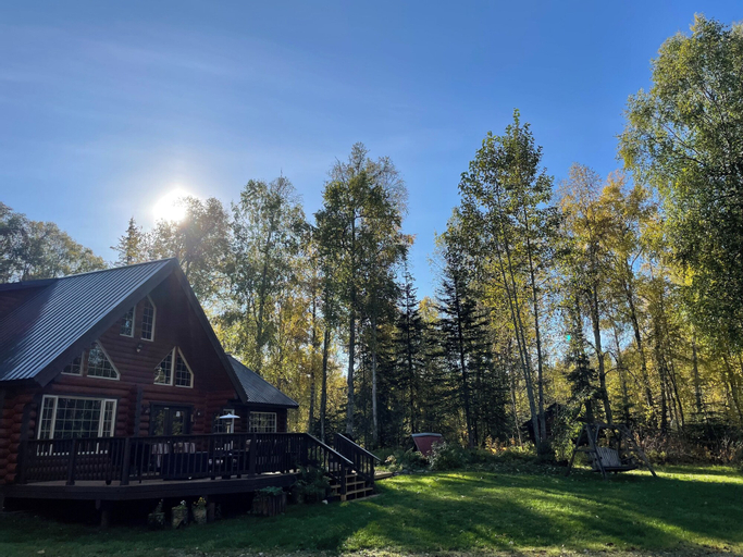 Exterior & Views 2, Meandering Moose Lodging, Matanuska-Susitna