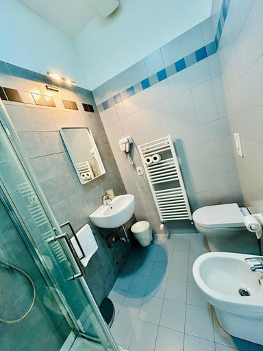 Bathroom 5, Hotel Bed & Bike, Forli' - Cesena