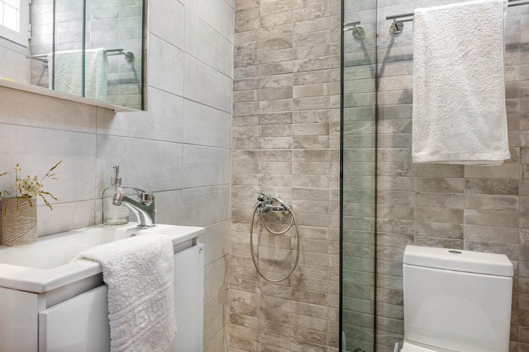 Bathroom 4, Old Well Apartments, Ionian Islands