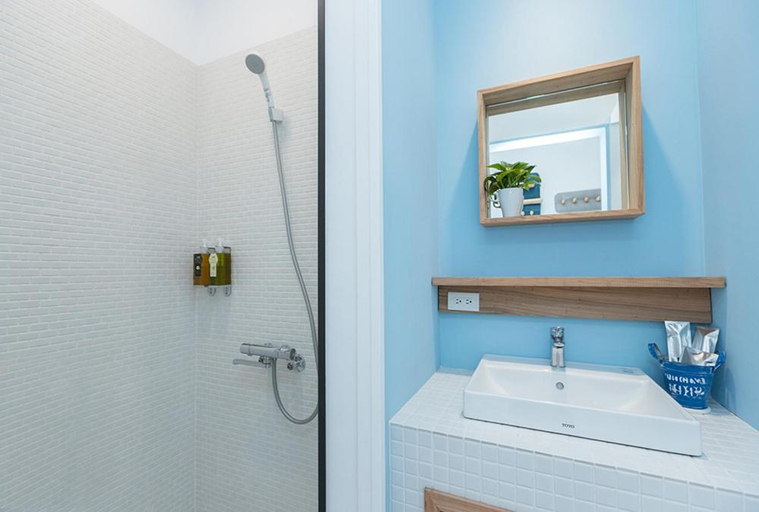 Bathroom 4, Blue White B&B, Yilan