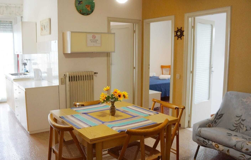 Living area 4, Cleo Girasole, Macerata