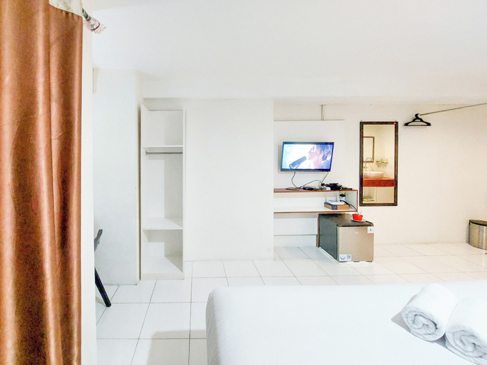 Bedroom 3, Good And Restful Studio (No Kitchen) At Sentraland Medan Apartment, Medan