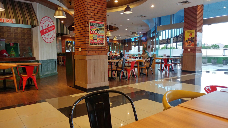 Food & Drinks, Good Deal Studio Loft At Nifarro Park Apartment, South Jakarta