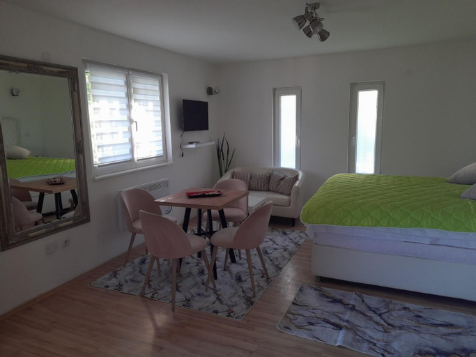 Bedroom 14