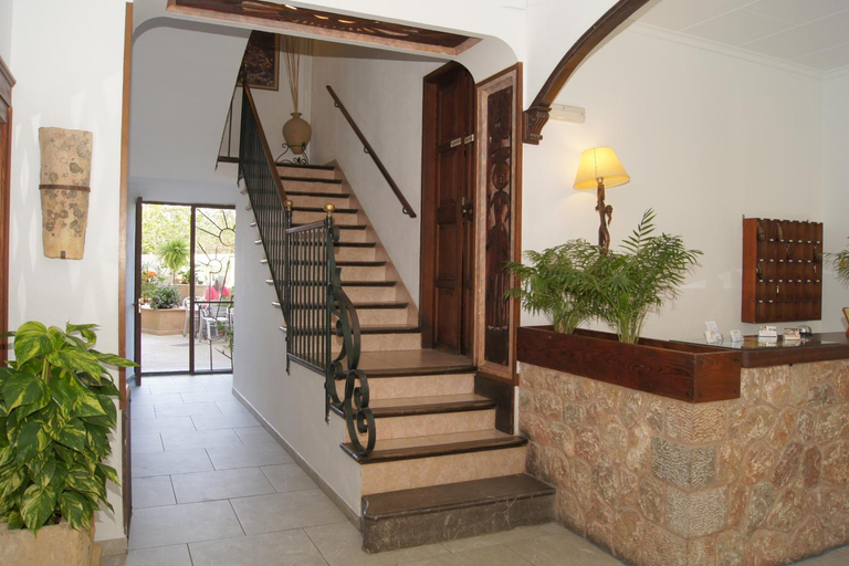 Public Area 2, Hostal Nadal, Baleares