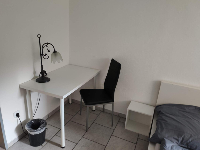 Others 3, Schones einfaches zentrales Zimmer in Oldenburg, Oldenburg
